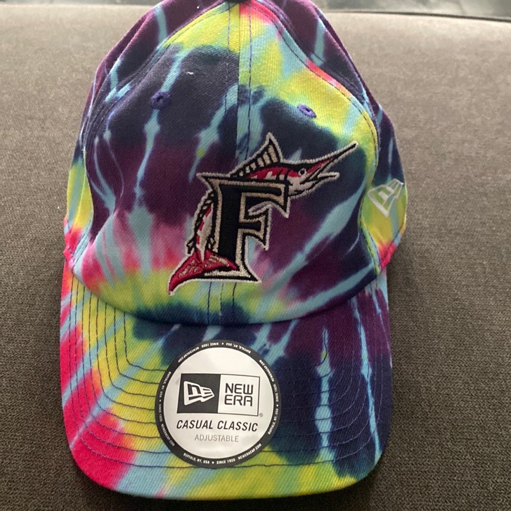🆕⚾️New Era MLB Florida Marlins, Tie Dye Adjustable